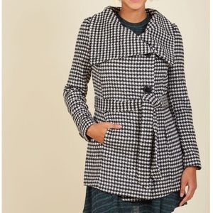 ModCloth Houndstooth Coat